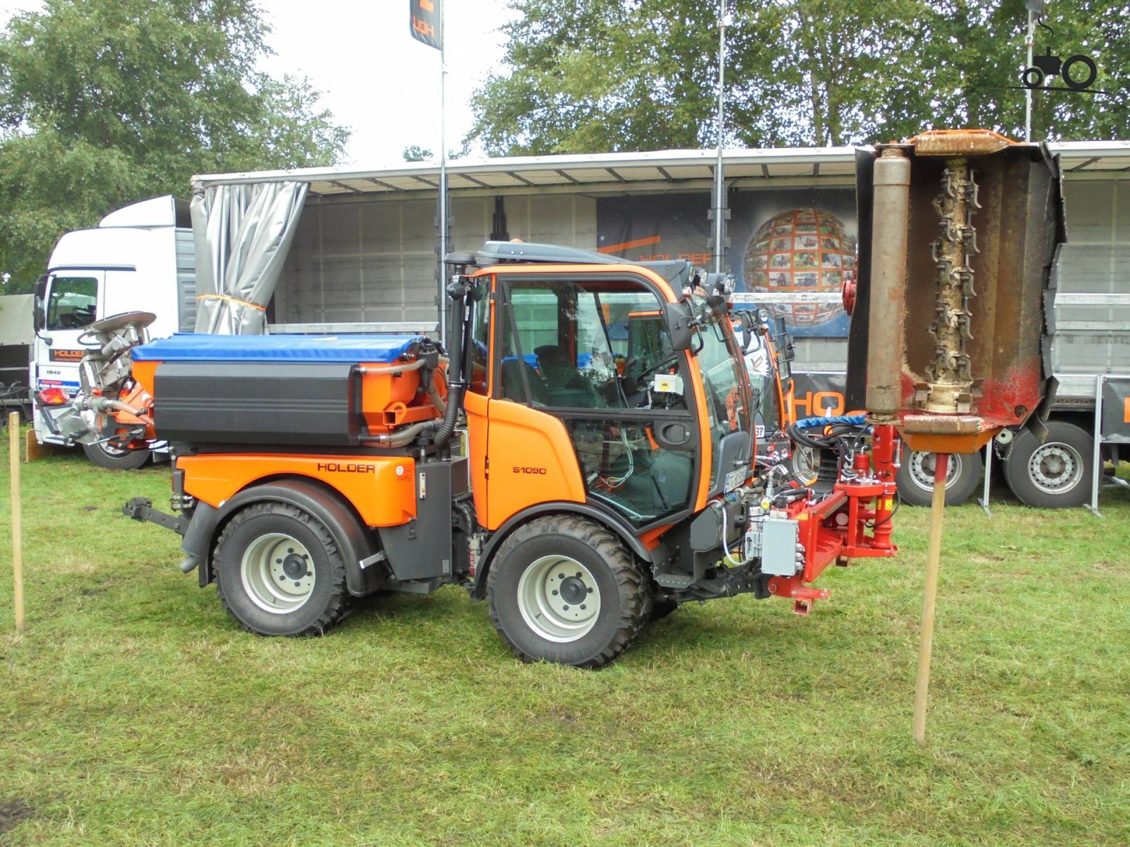 Holder S1090 Industrial Tractor