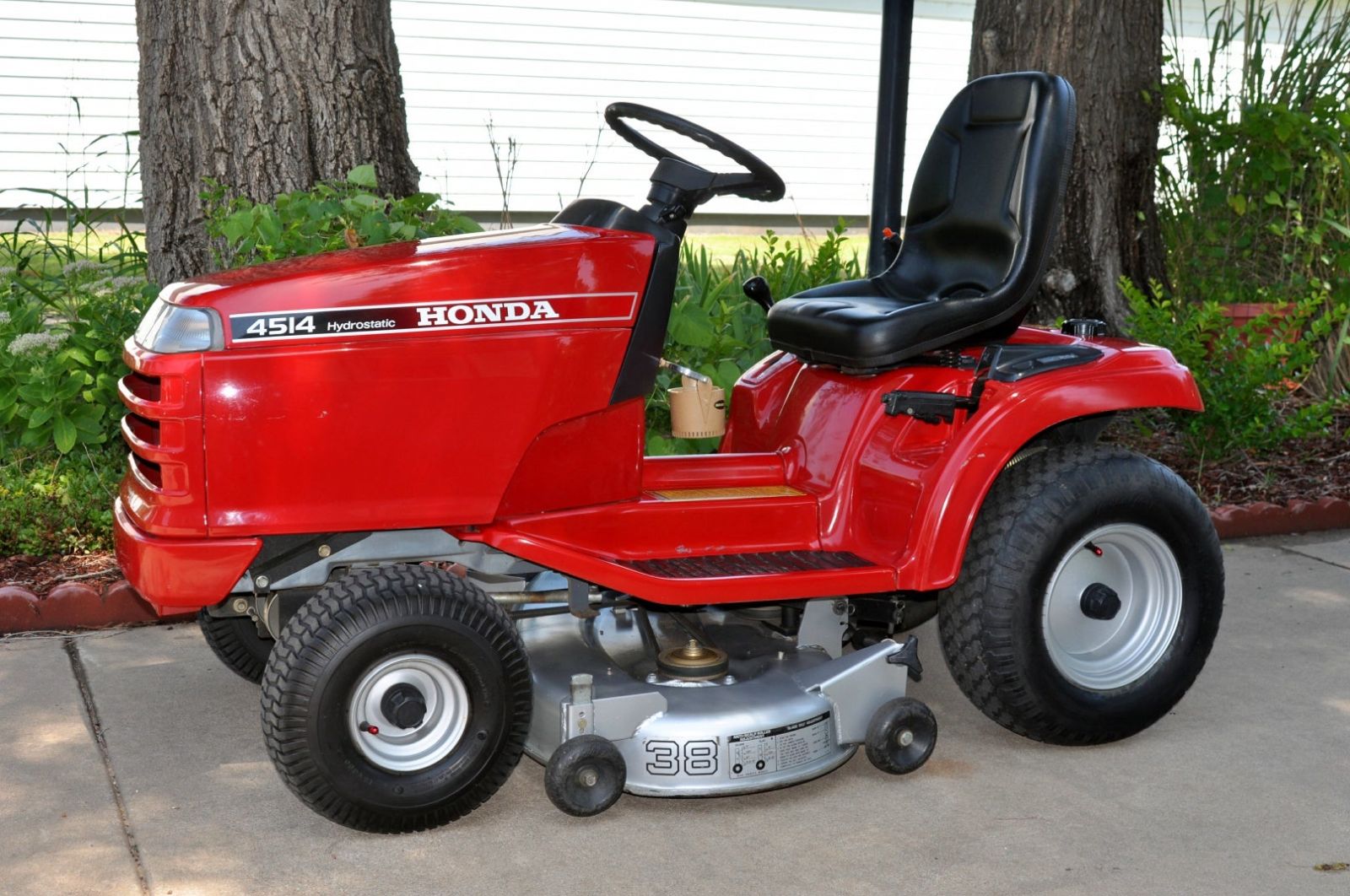 Honda HA4120 Lawn Tractor