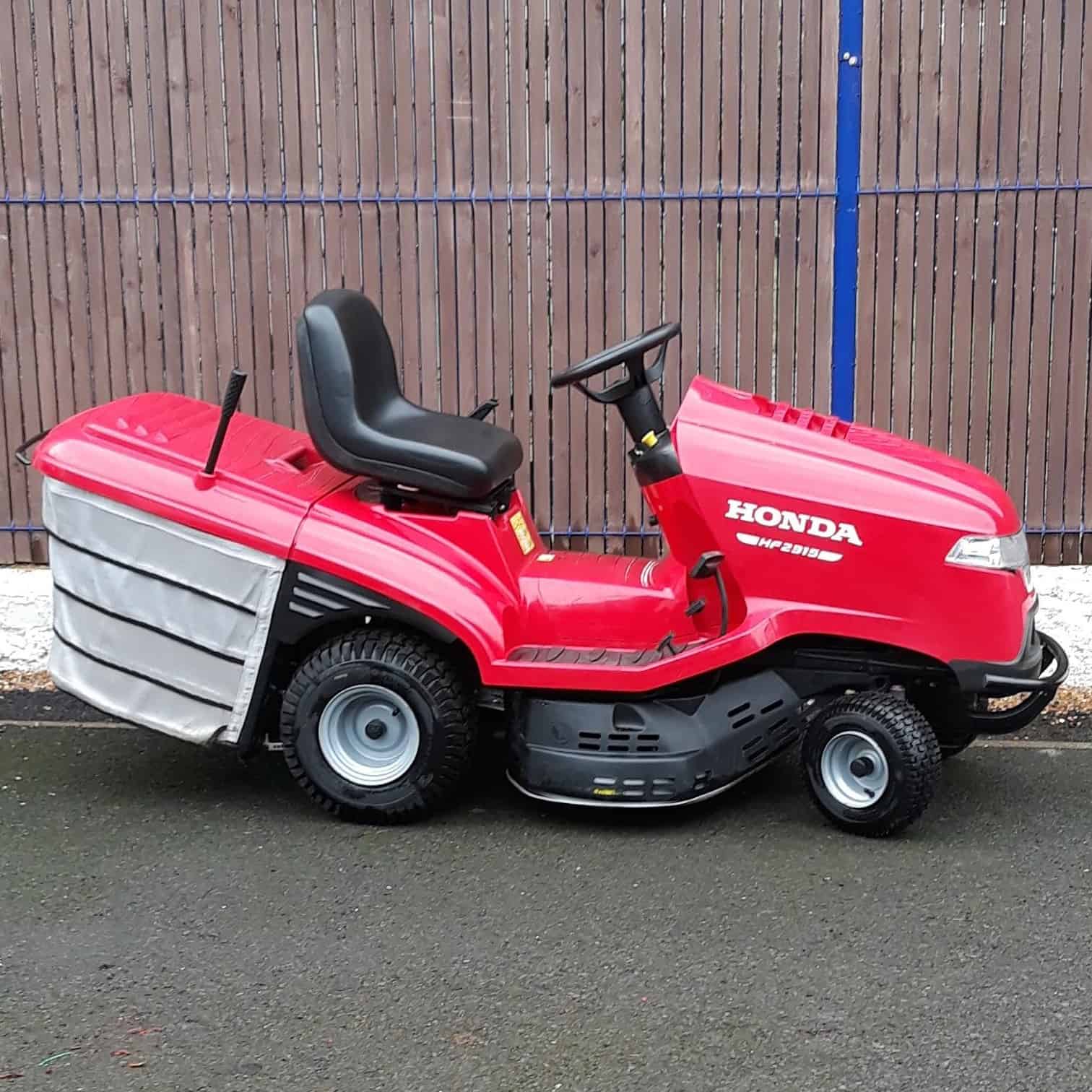 Honda HF2315 Lawn Tractor