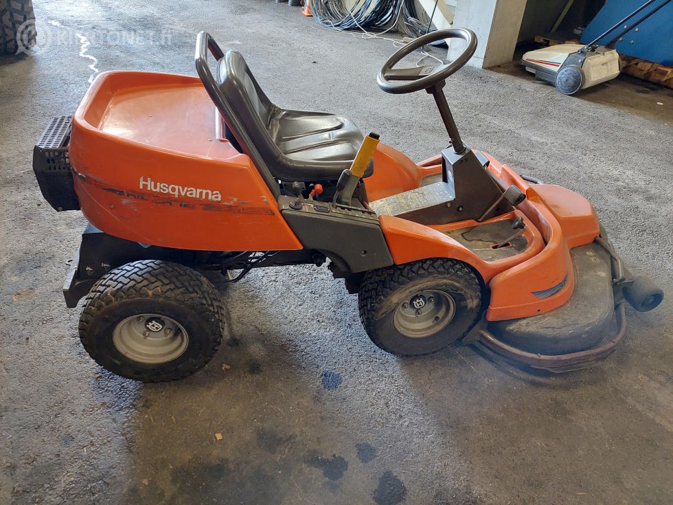 Husqvarna 1200-14 Lawn Tractor