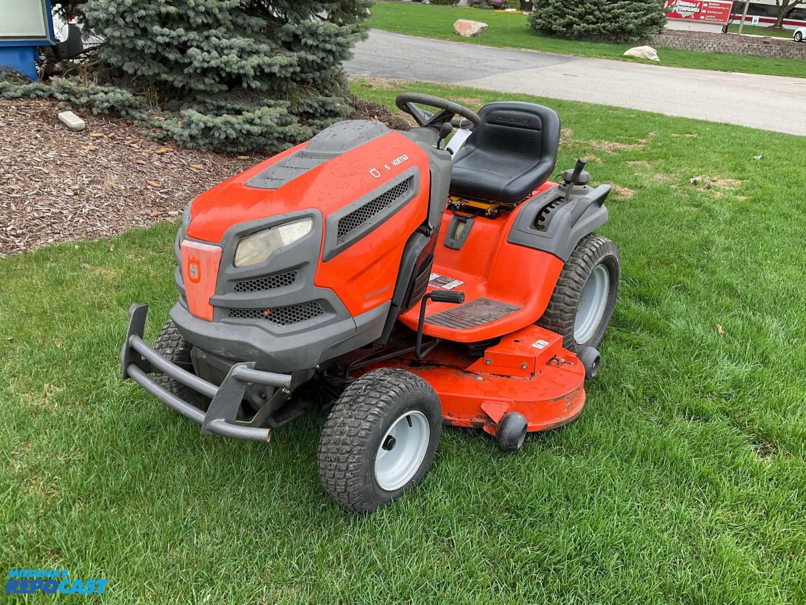 Husqvarna GTH24V52LS Lawn Tractor
