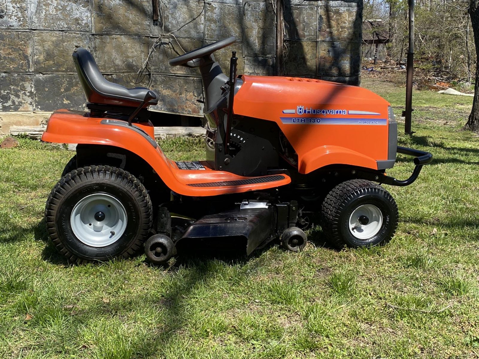 Husqvarna LTH130