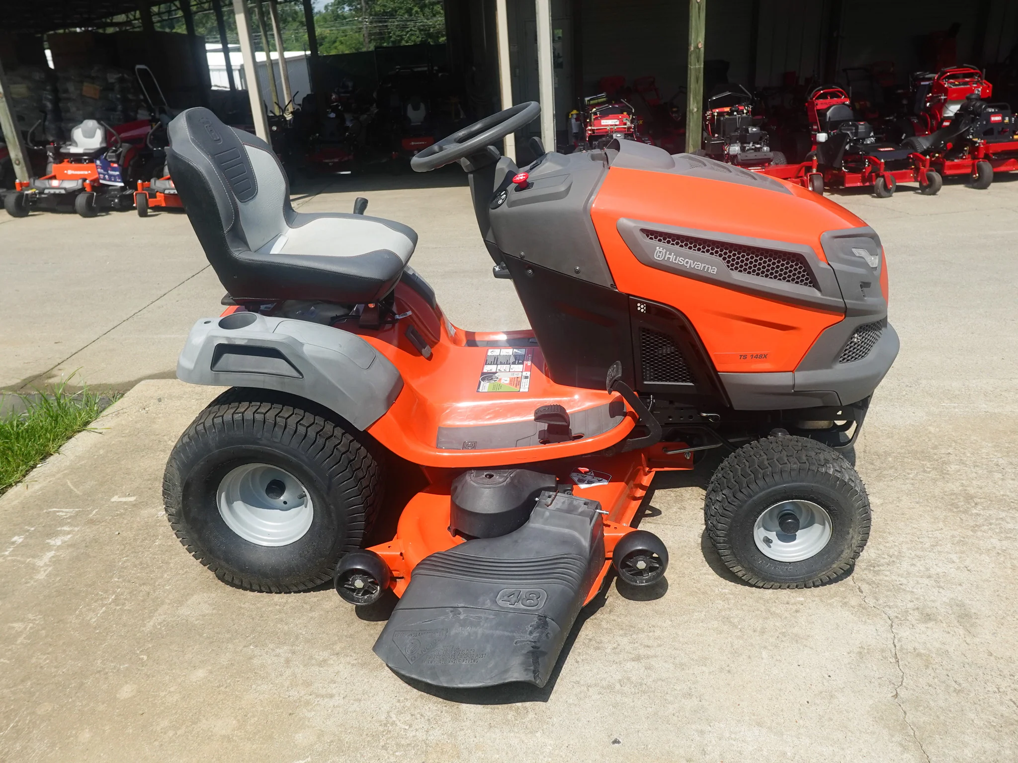 Husqvarna TS 148XK Lawn Tractor