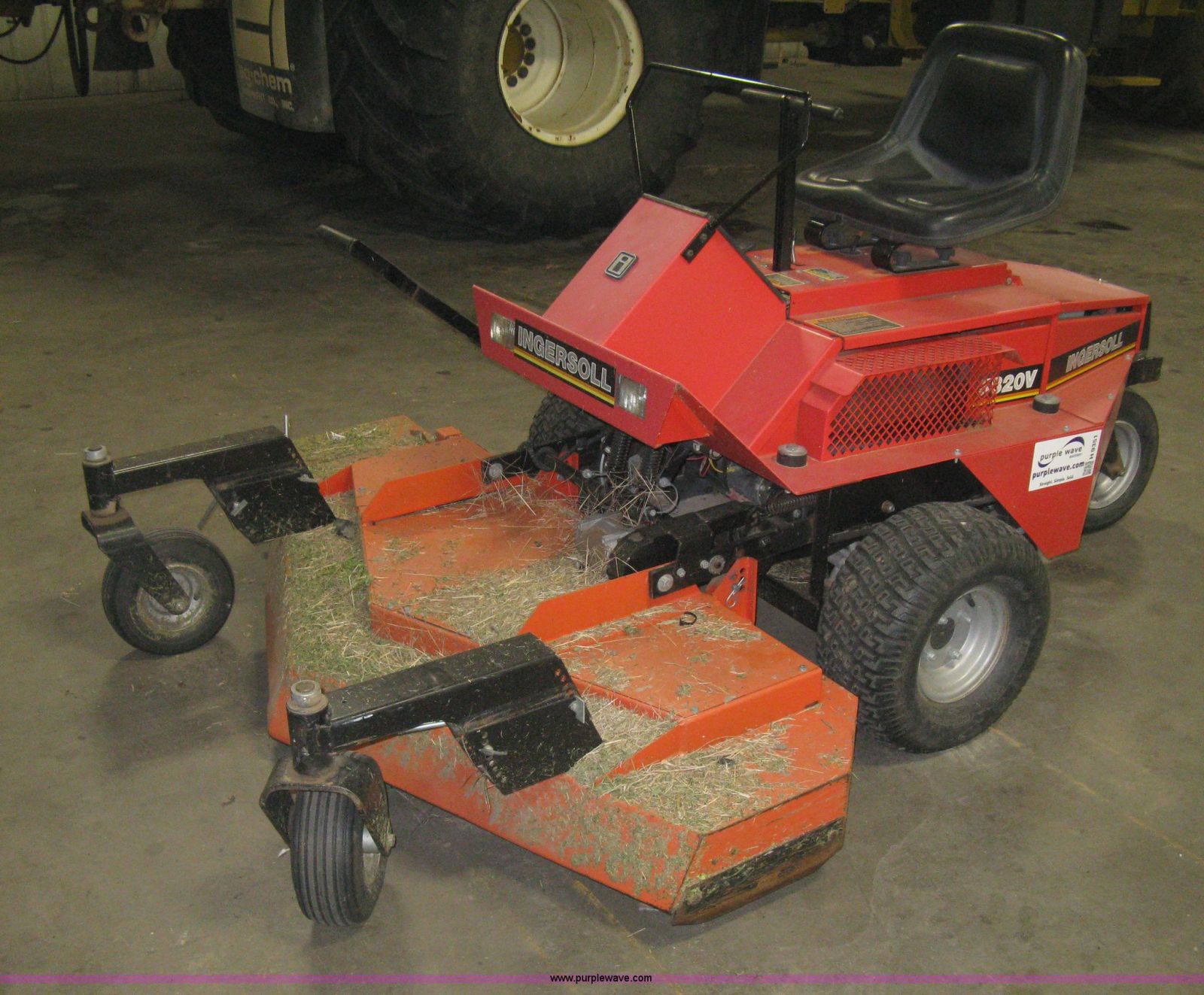 Ingersoll 5820V Lawn Tractor