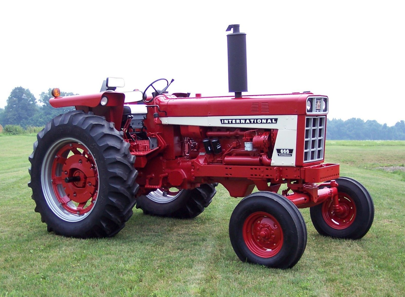 International Harvester 100E