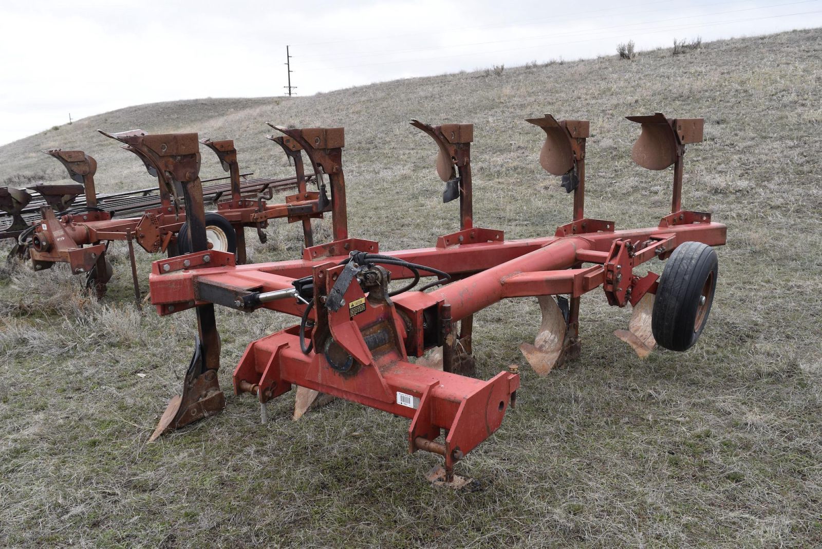 International Harvester 165 Industrial Tractor