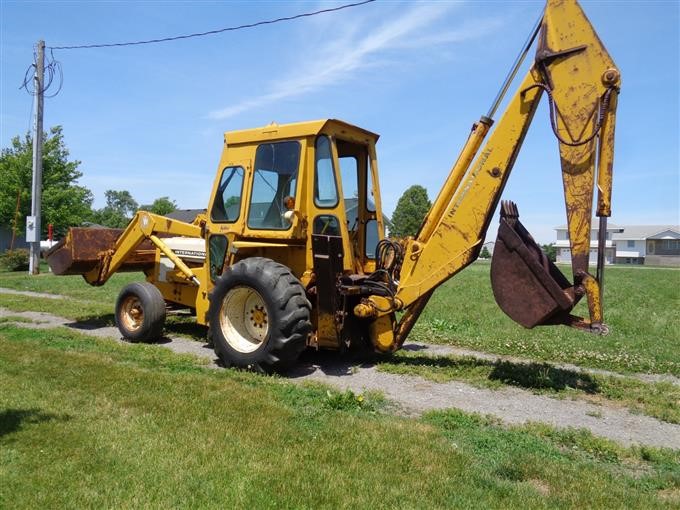International Harvester 2514B — view 2