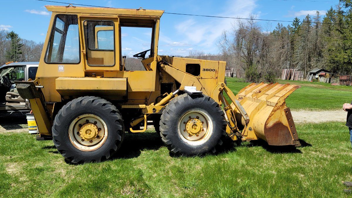 International Harvester 3820
