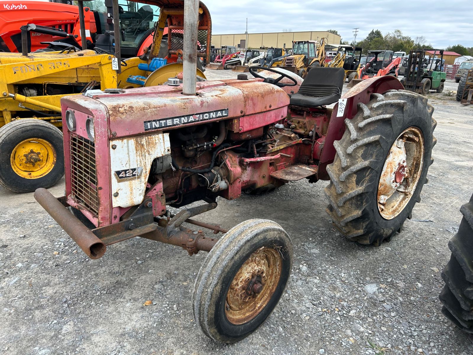 International Harvester TD6-424