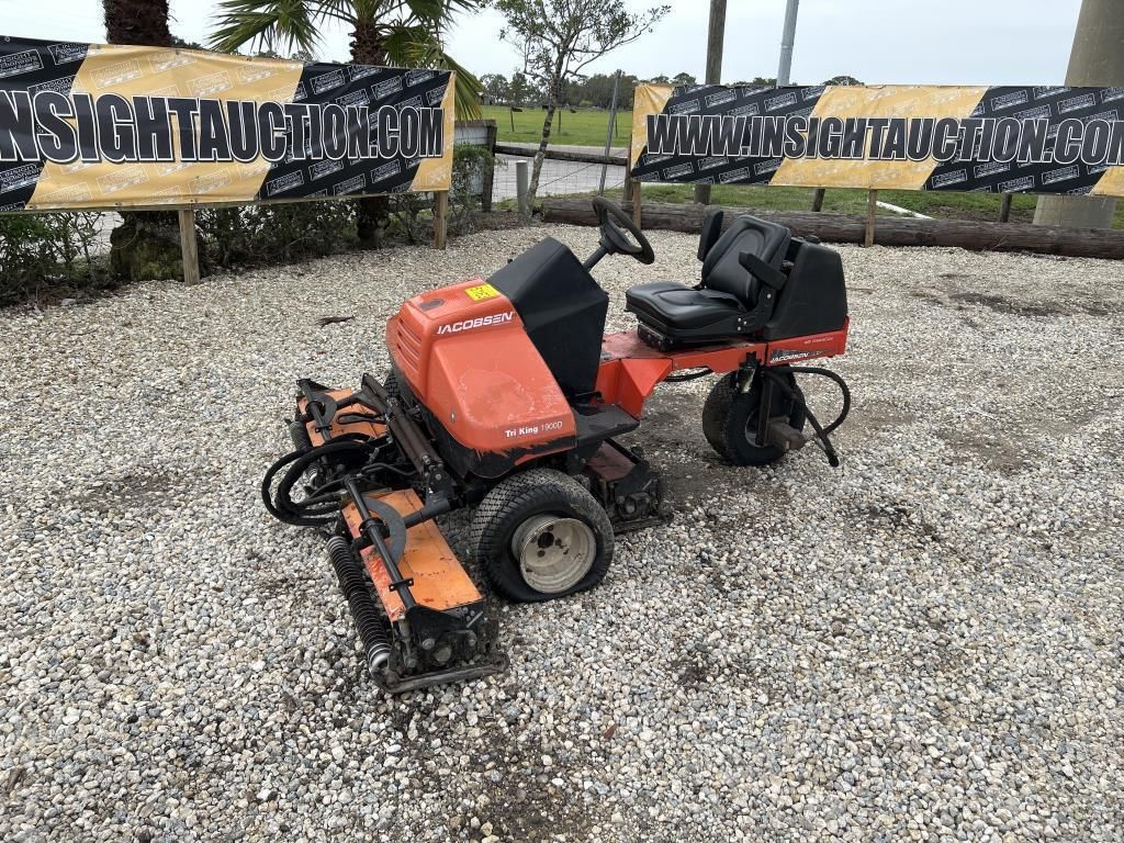 Jacobsen Lawn King 1060 Lawn Tractor