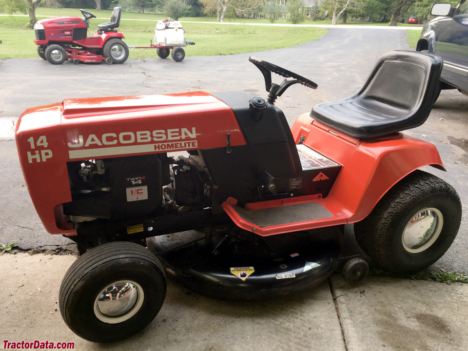 Jacobsen YT-12 UT33009 Lawn Tractor