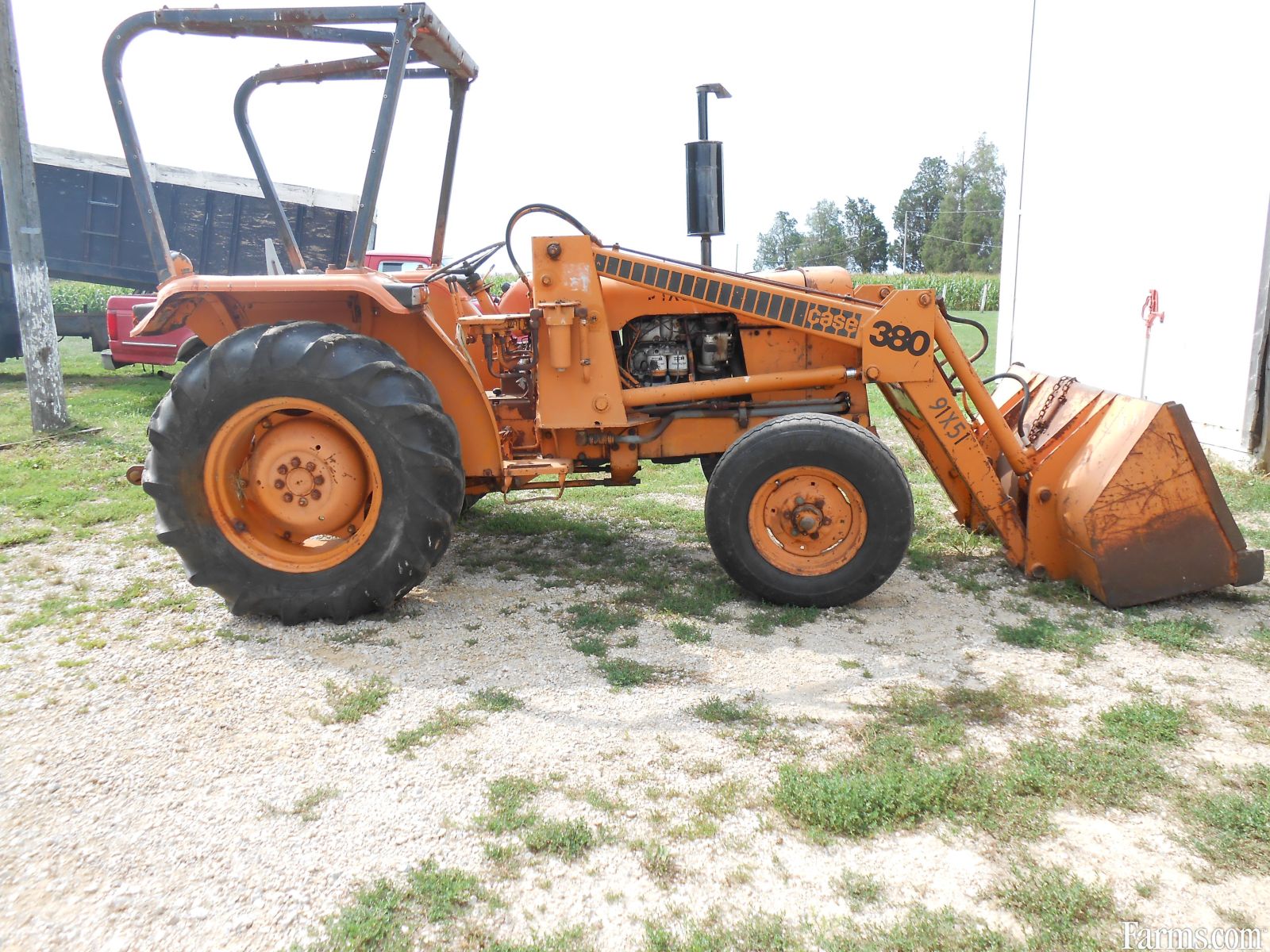 J.I. Case 380B Construction King Industrial Tractor