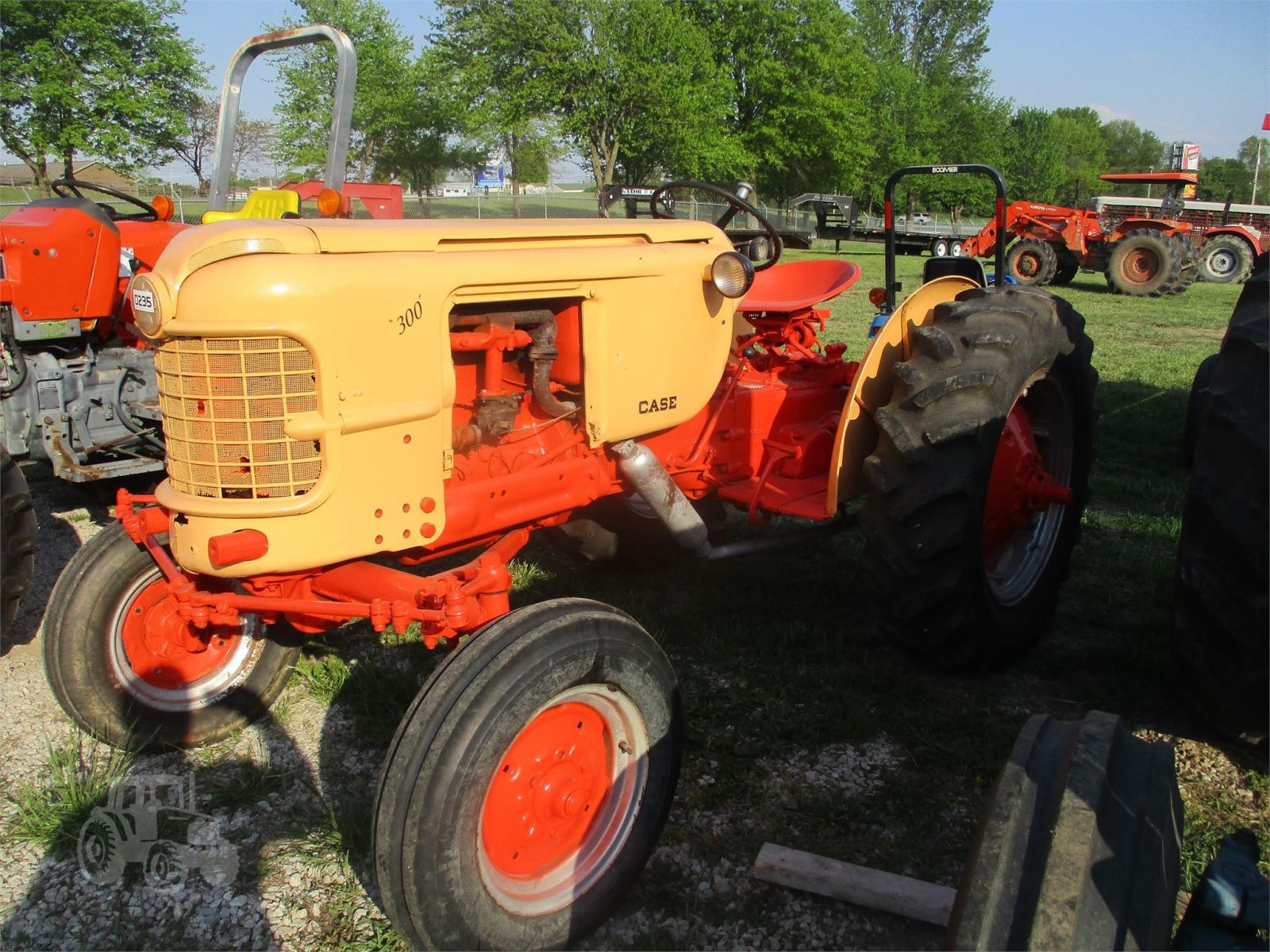 J.I. Case 650 Industrial Tractor