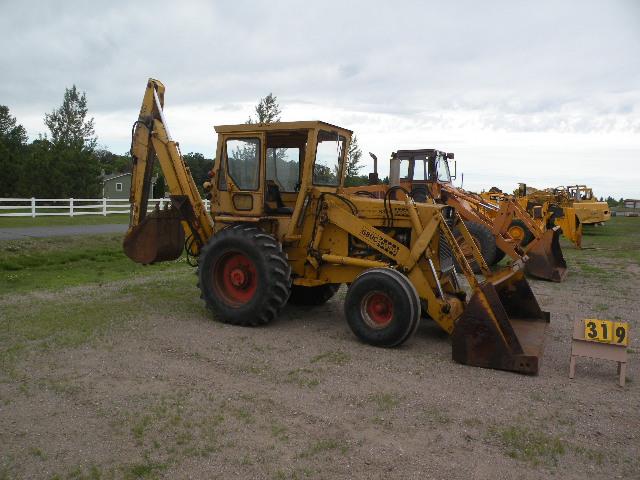 J.I. Case 680C Construction King