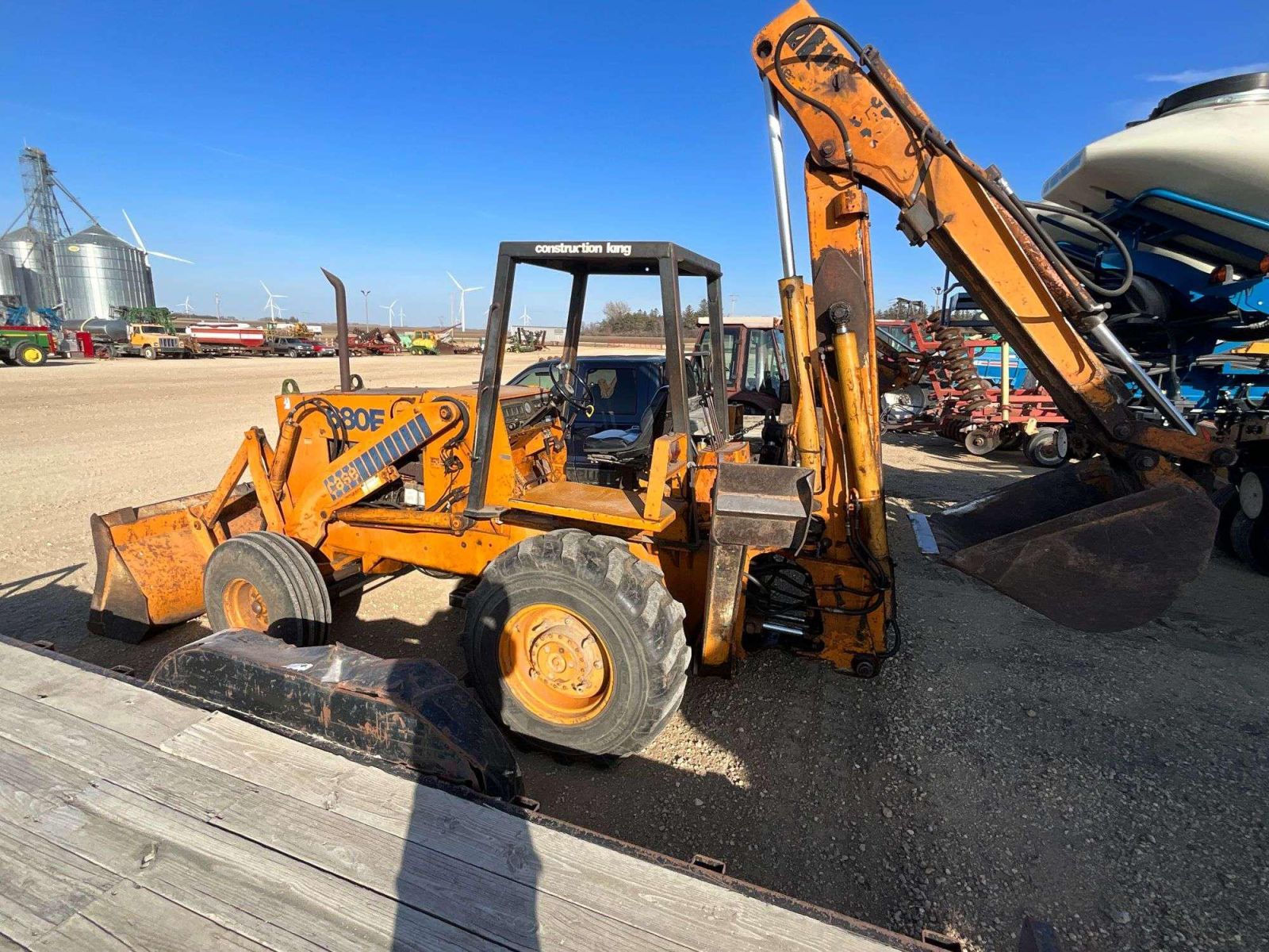 J.I. Case 680E Construction King