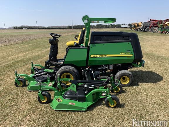 John Deere 1600 Turbo Series III Lawn Tractor