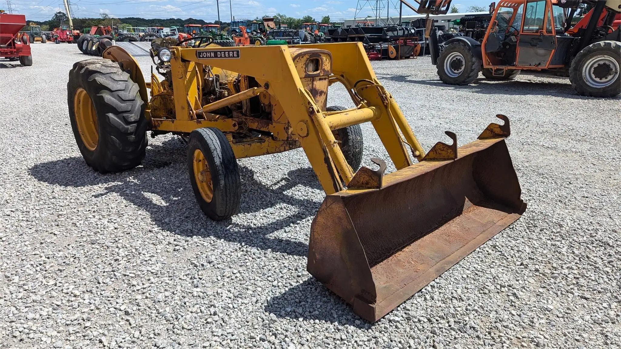 John Deere 300