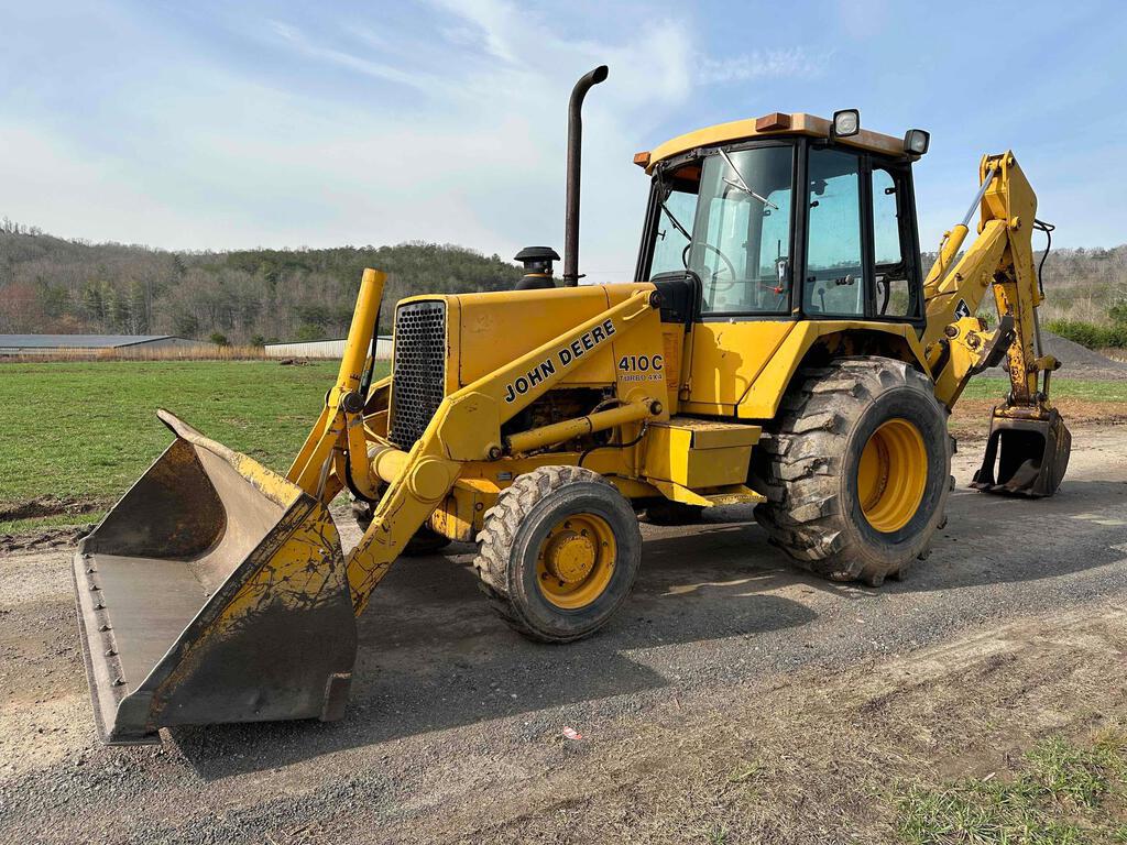 John Deere 410C