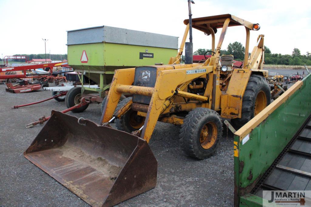 John Deere 500C Backhoe Loader