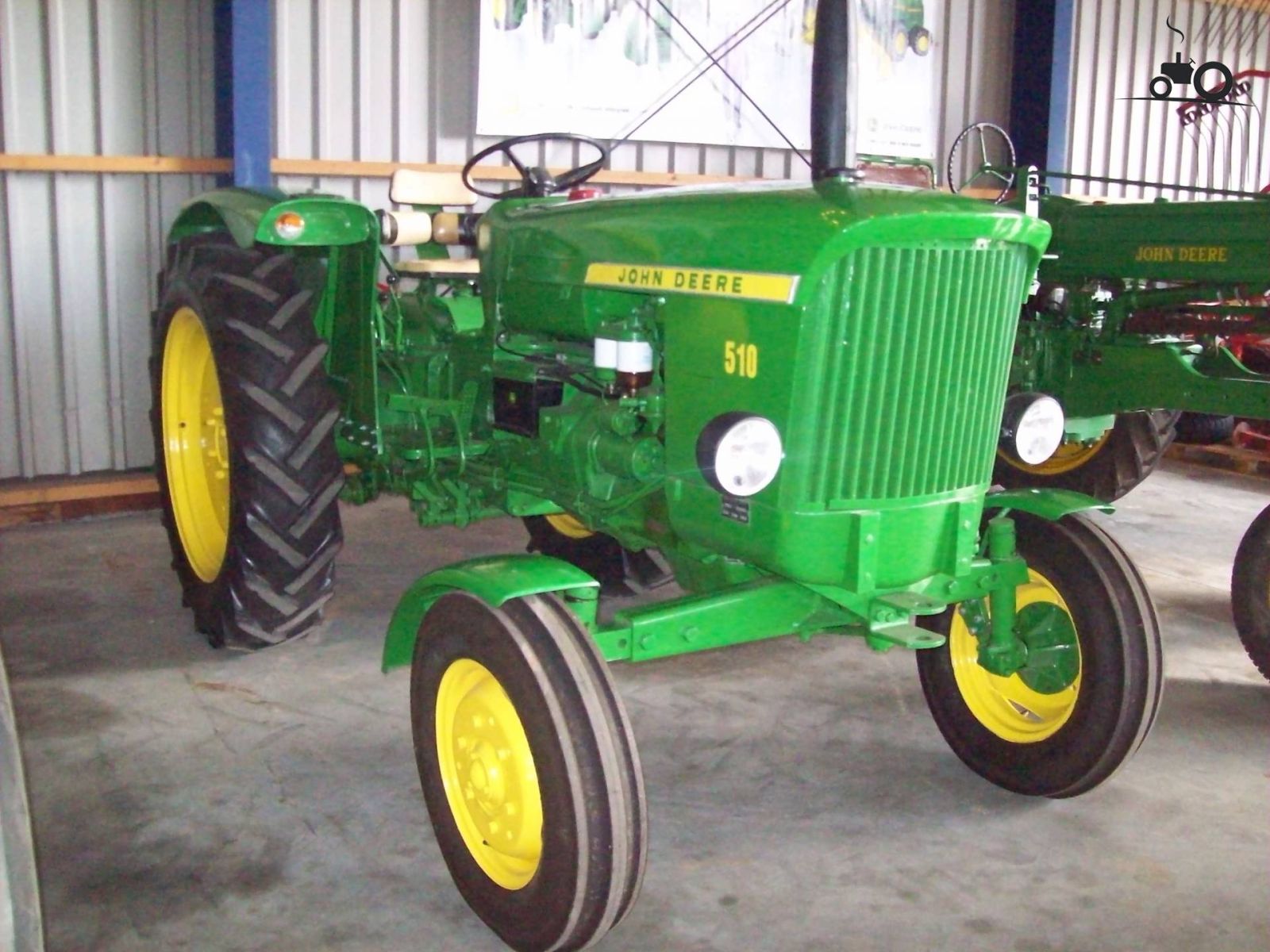 John Deere 510 Backhoe Loader