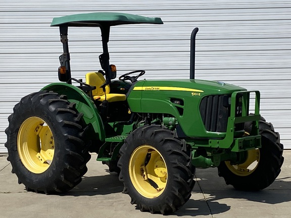 John Deere 5101E — view 2