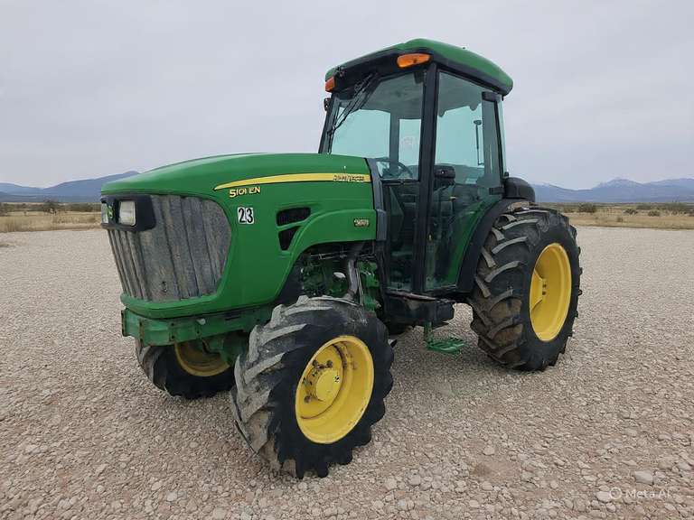 John Deere 5101EN — view 2
