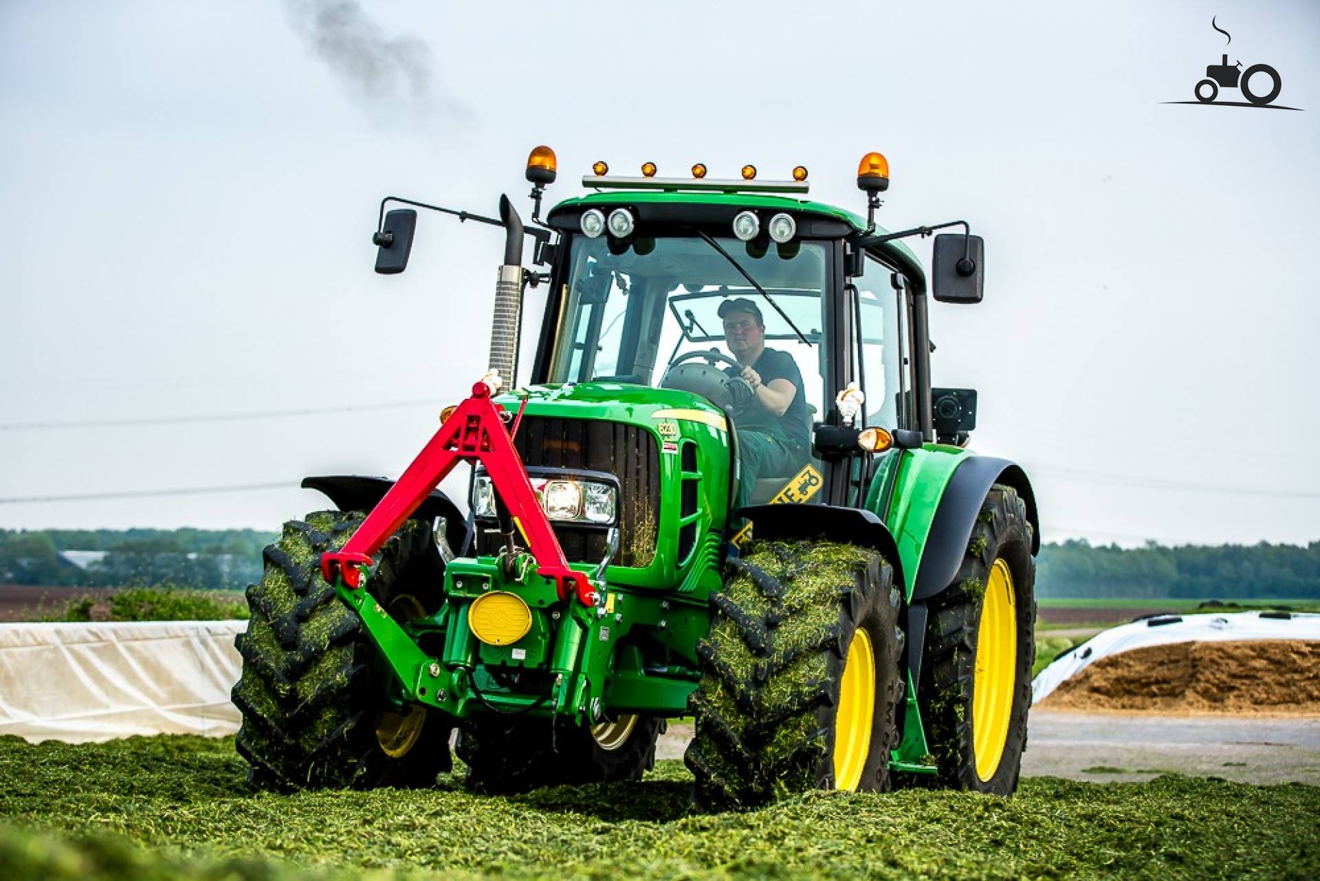 John Deere 6230 — view 2