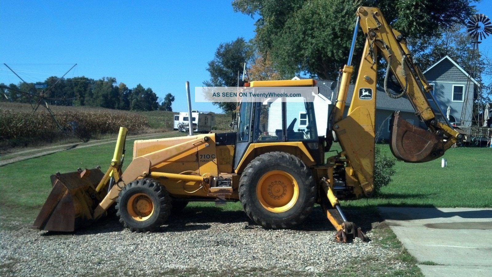 John Deere 710C