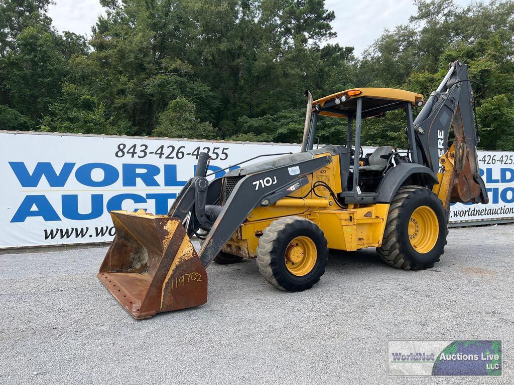 John Deere 710J Backhoe Loader
