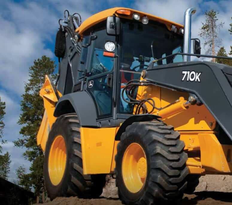 John Deere 710J — view 3