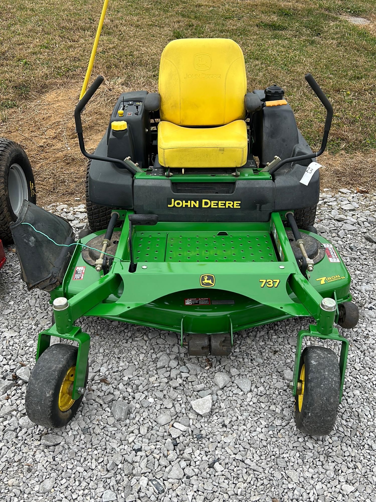 John Deere 737 Lawn Tractor