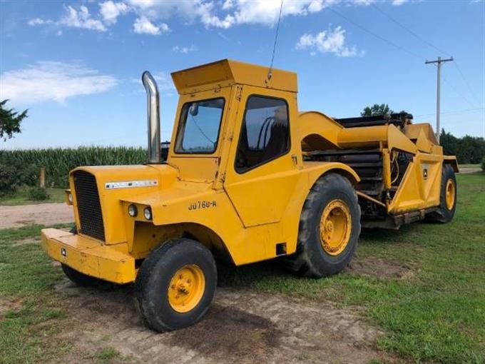 John Deere 760A Industrial Tractor
