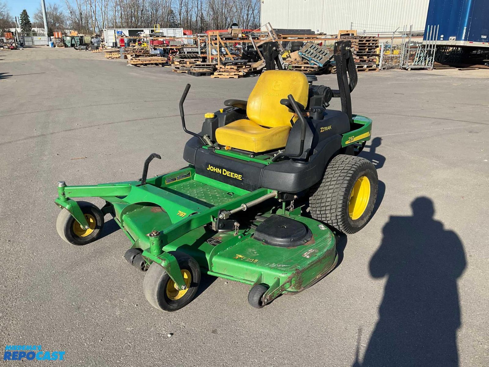 John Deere 797 Lawn Tractor