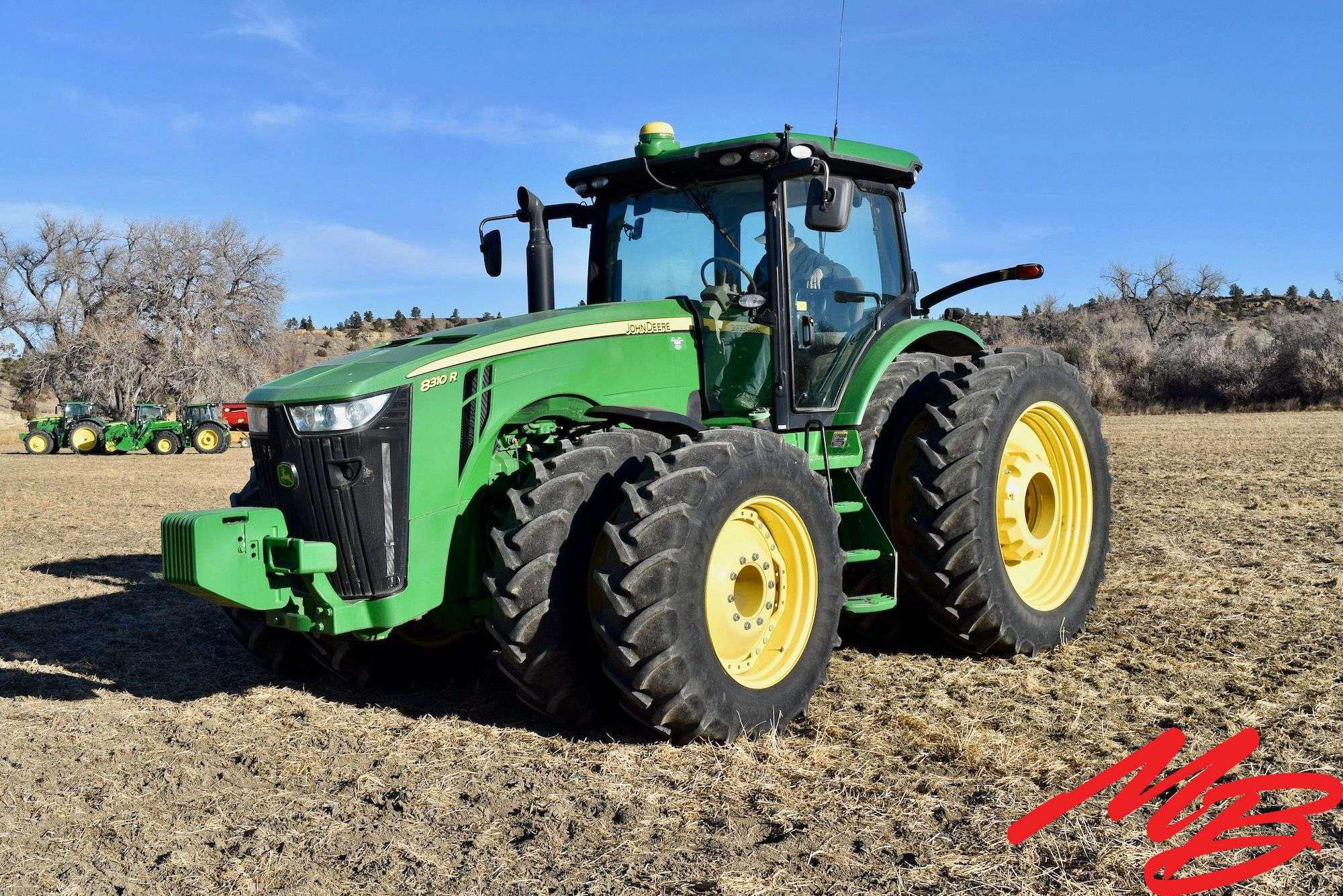 John Deere 8310R — view 3