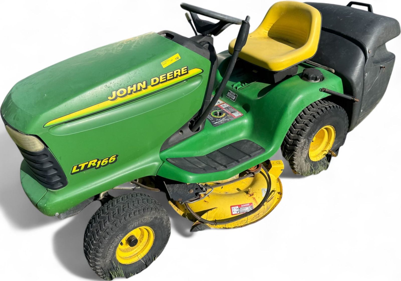 John Deere LTR166 Lawn Tractor