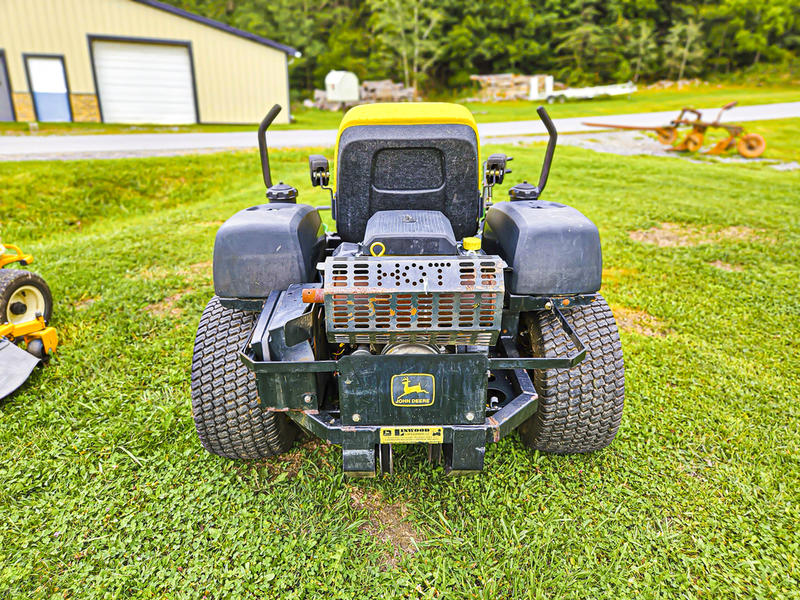 John Deere M653 Lawn Tractor