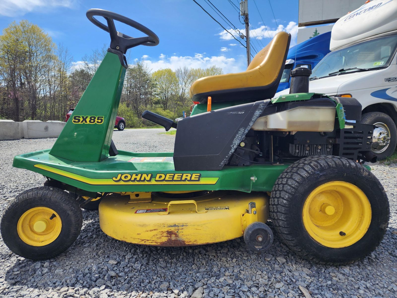John Deere SX85