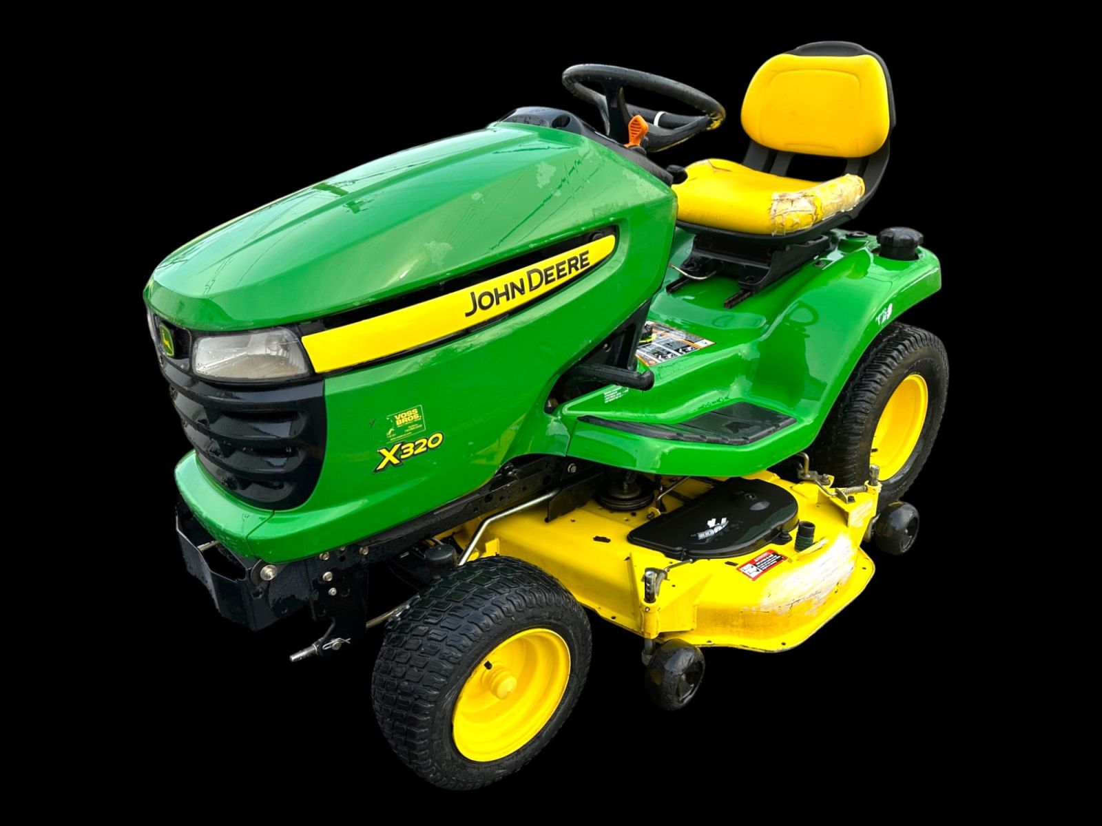 John Deere X320 Lawn Tractor