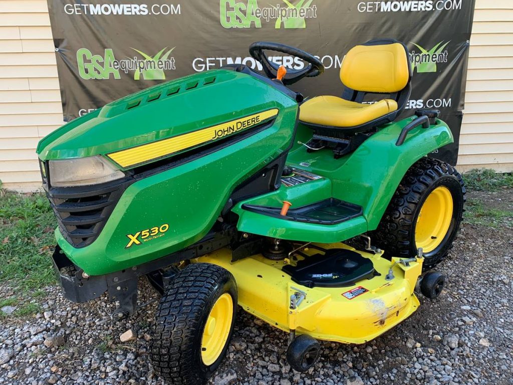 John Deere X530 Lawn Tractor