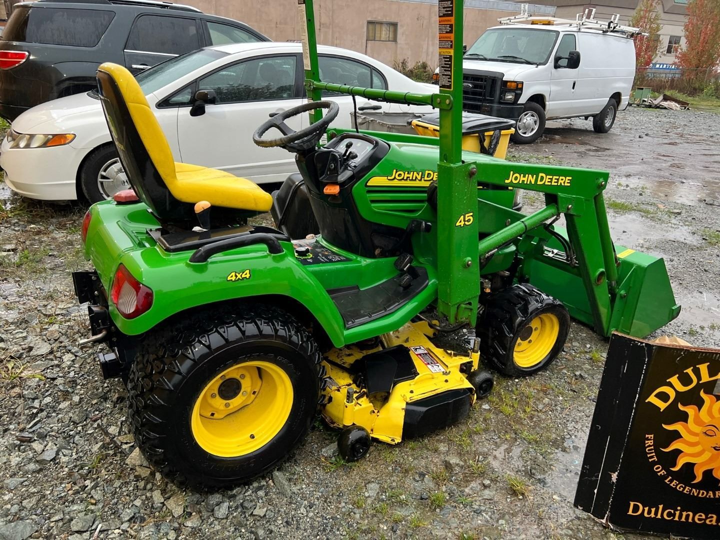 John Deere X595 Lawn Tractor