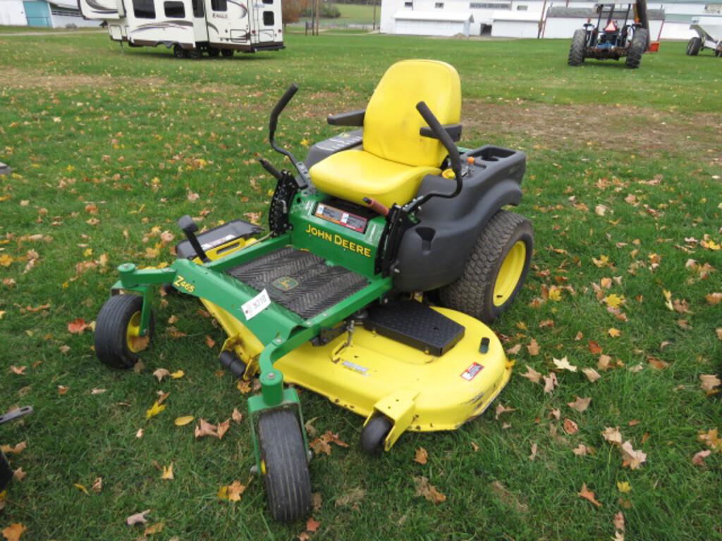 John Deere Z465 Lawn Tractor