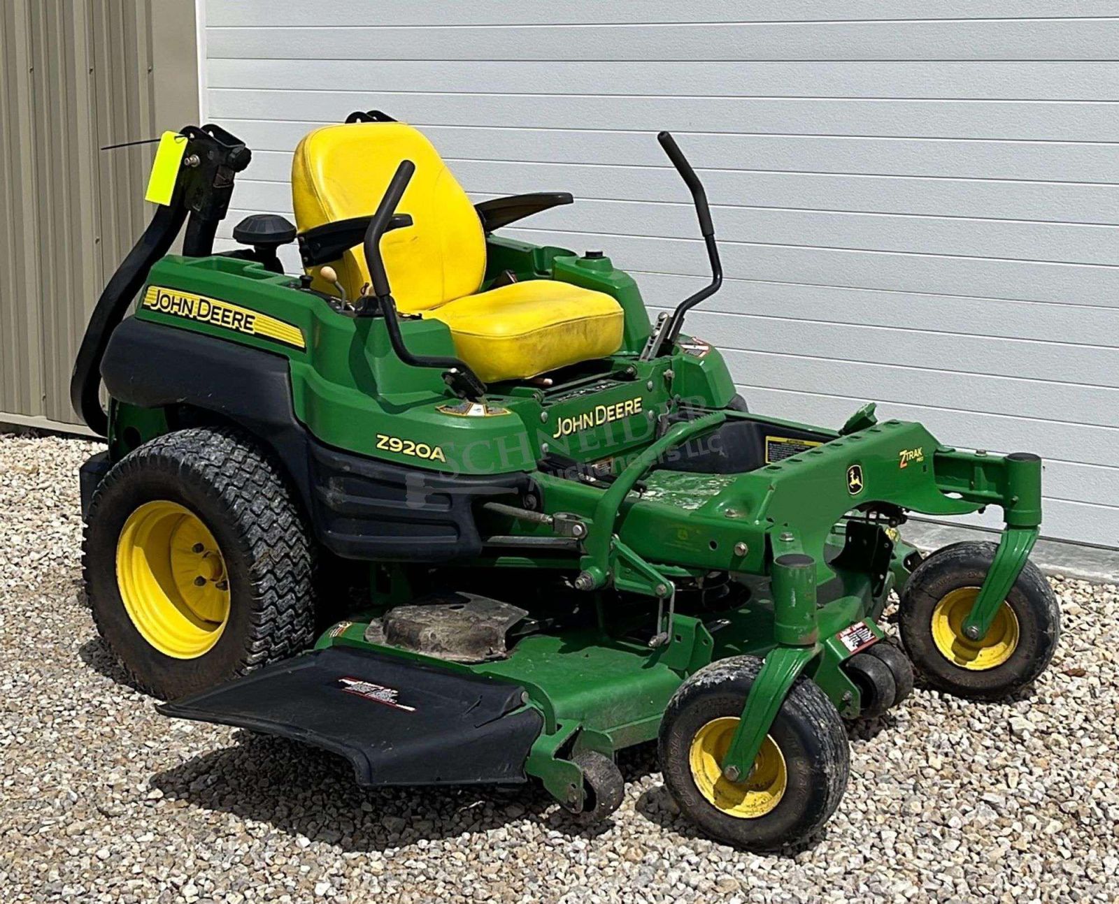 John Deere Z920A Lawn Tractor