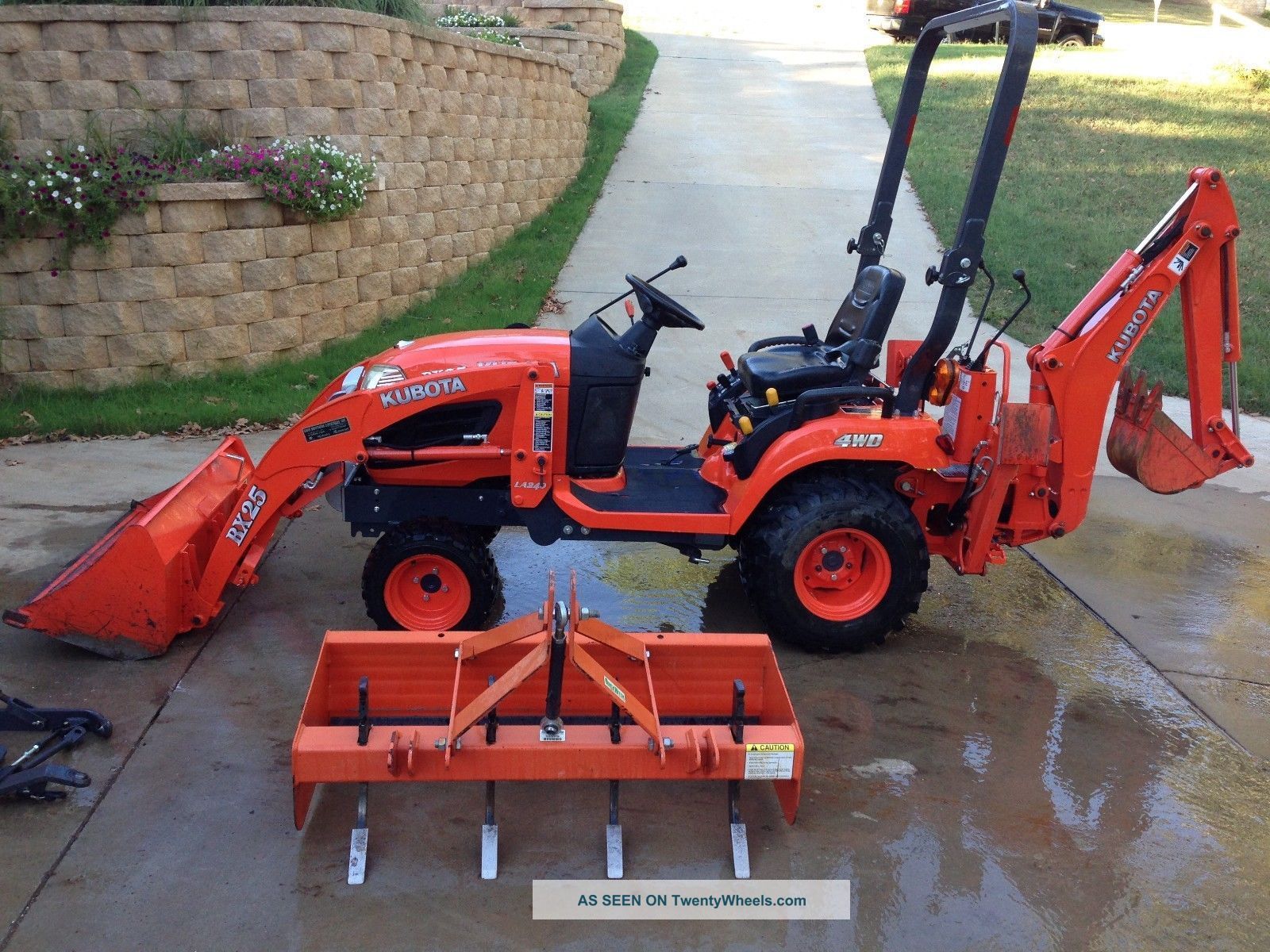 Kubota BX25 Backhoe Loader