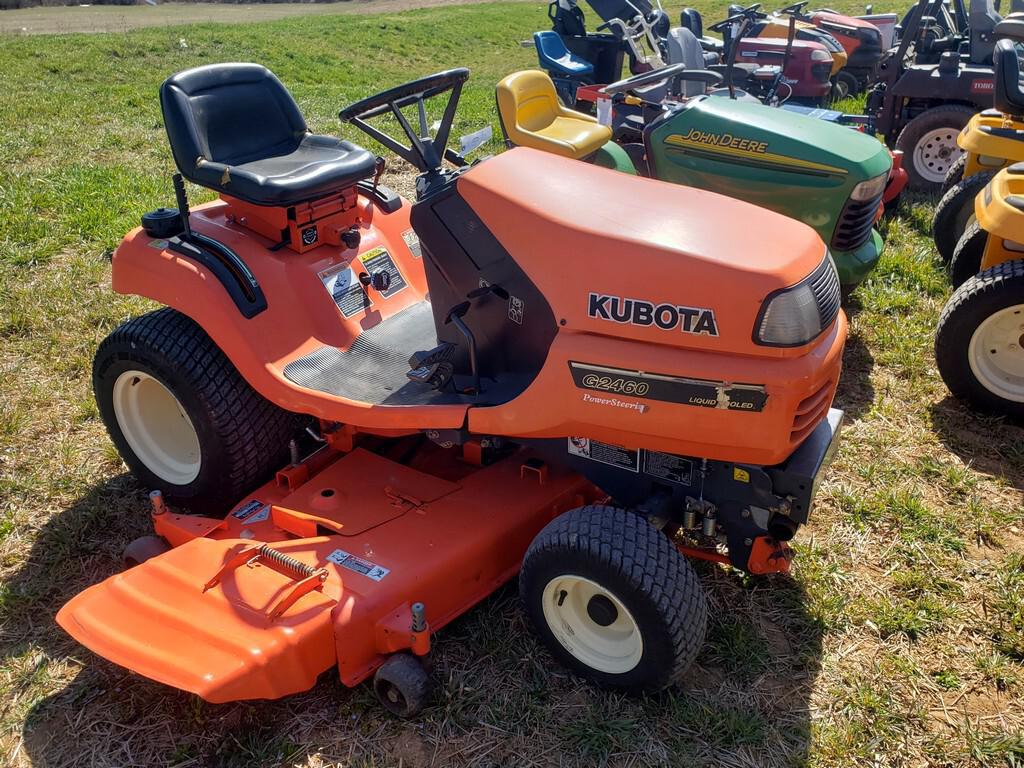 Kubota G2460 Lawn Tractor