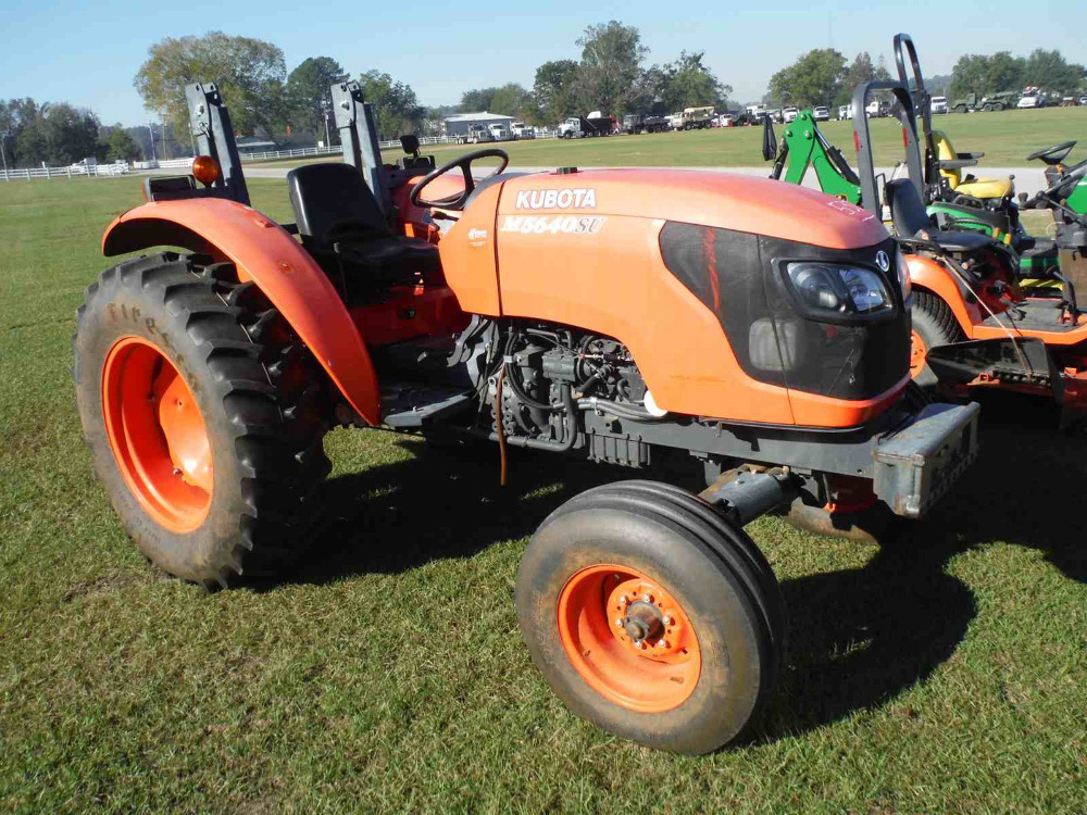 Kubota M5640SU — view 3