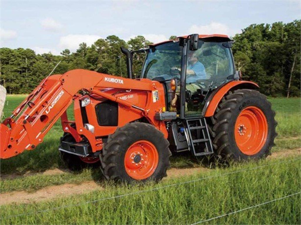 Kubota M6-131 — view 2