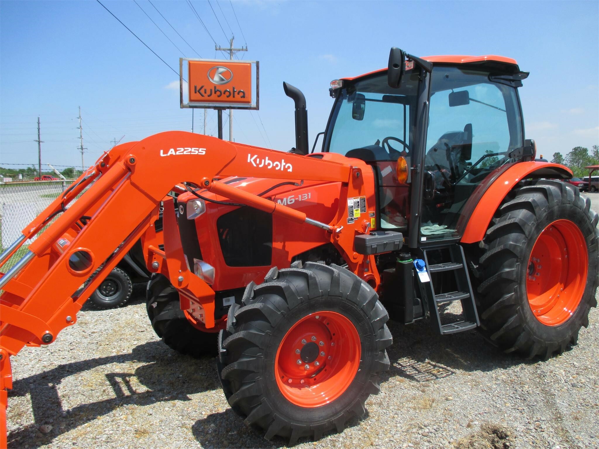 Kubota M6-131 — view 3
