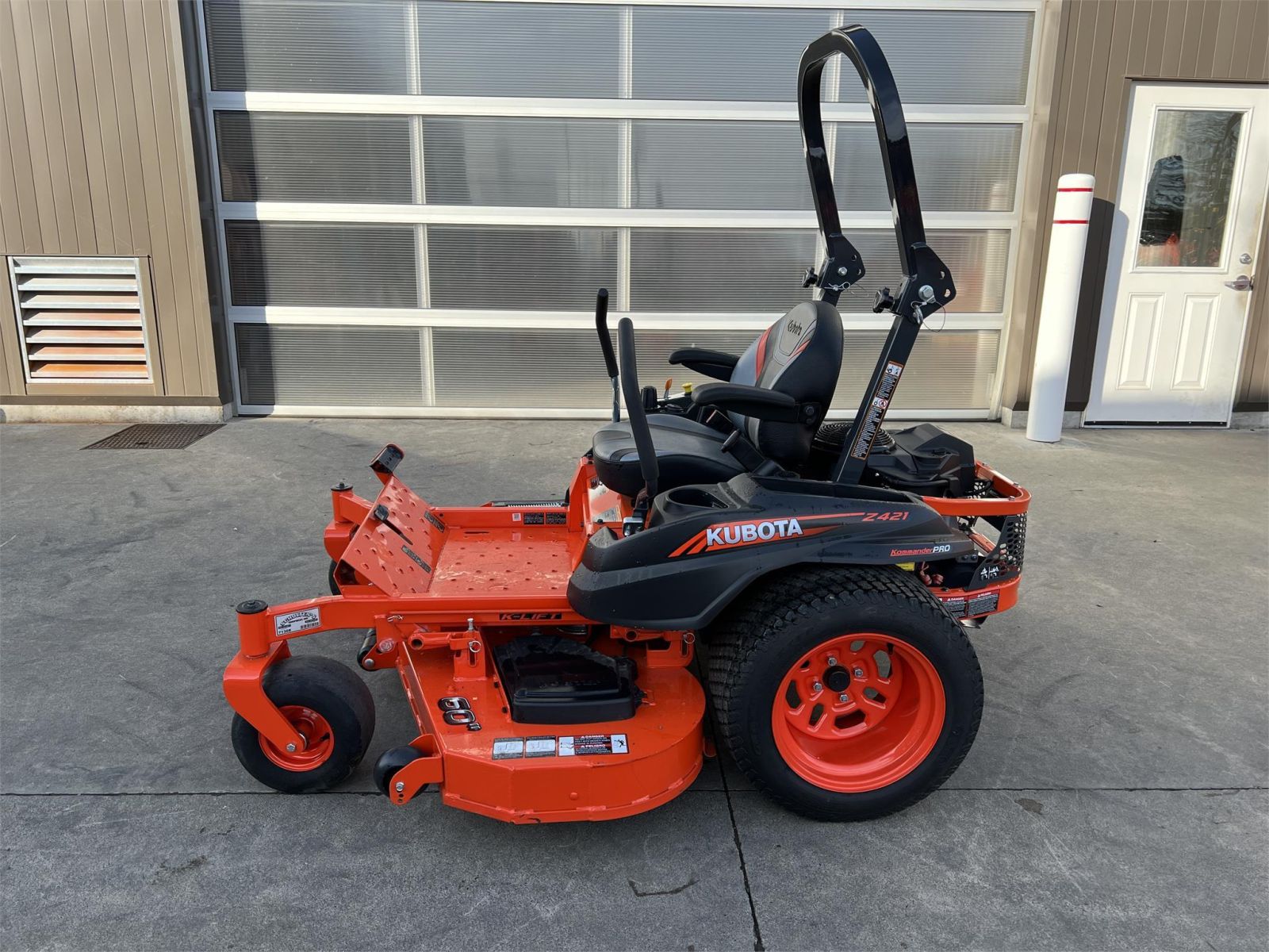 Kubota Z421T Lawn Tractor