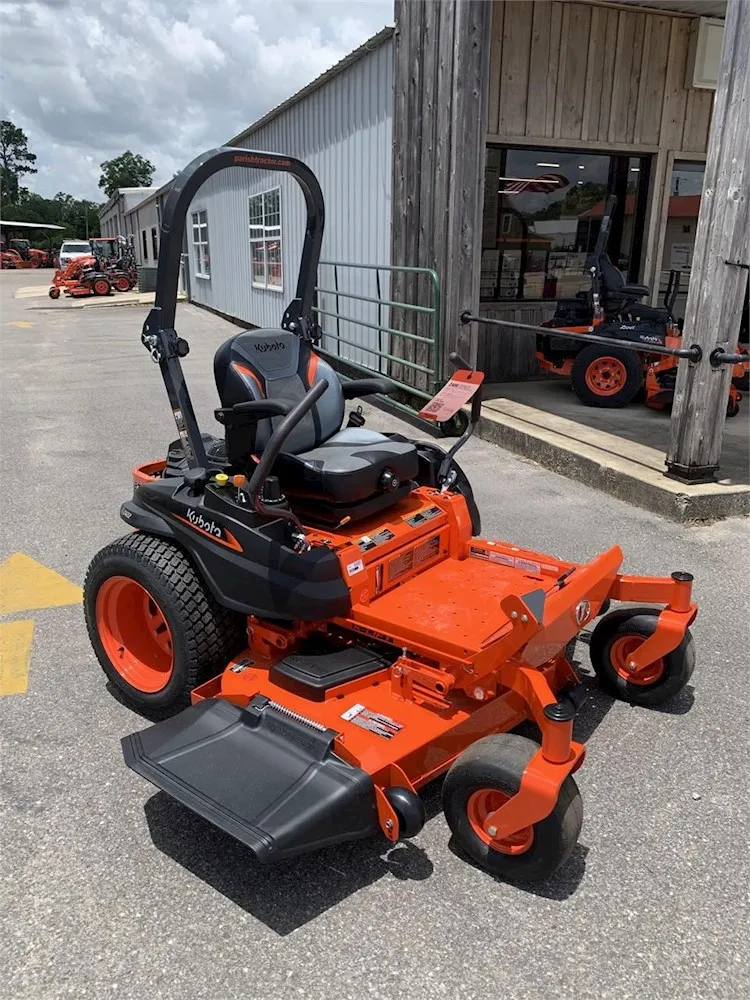 Kubota Z422 Lawn Tractor
