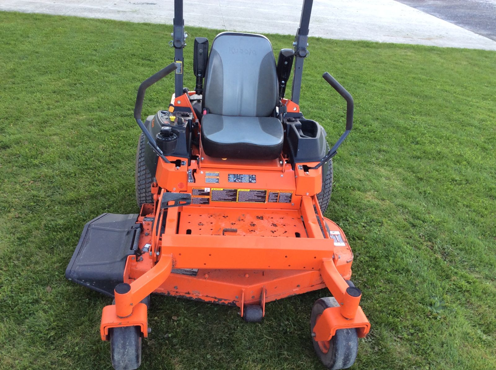 Kubota Z723 Lawn Tractor